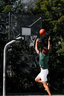 大坂直美在掘金比赛中高光表现，势不可挡引发热议！